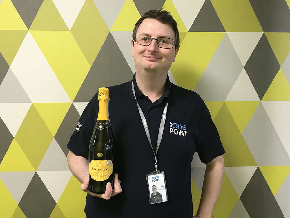 Field Engineer, Lee Henderson, wins Payroll Raffle The One Point