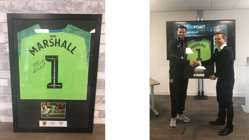 Hull City Goalkeeper David Marshall Football Signed Shirt MD Martin Lauer The One Point